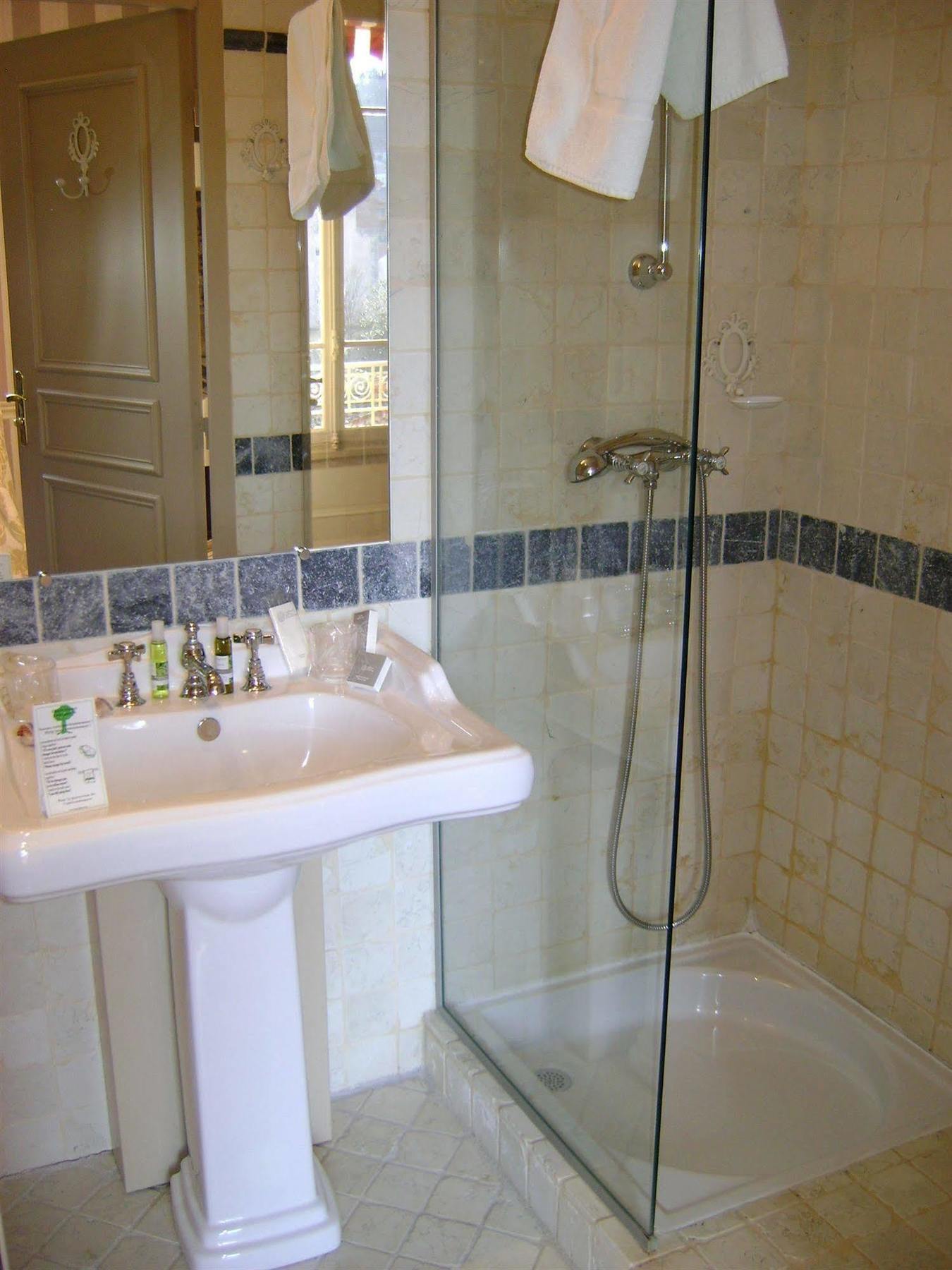 Hotel Helvie - Teritoria Vals-les-Bains Ngoại thất bức ảnh
